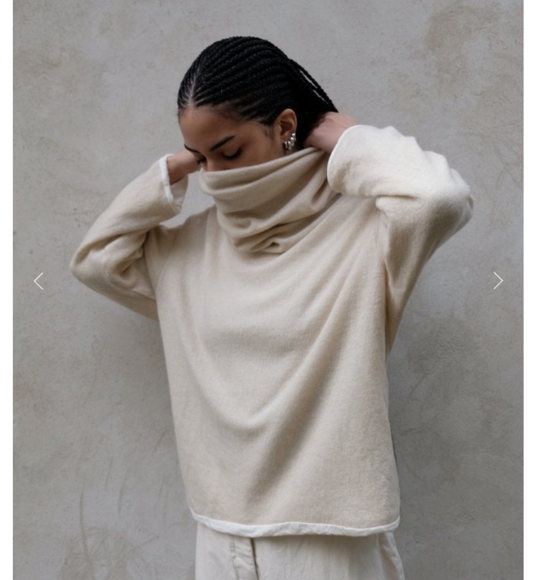 made in France Elsa Esturgie Parisian turtleneck sweater in ecru - Picture 2 of 4